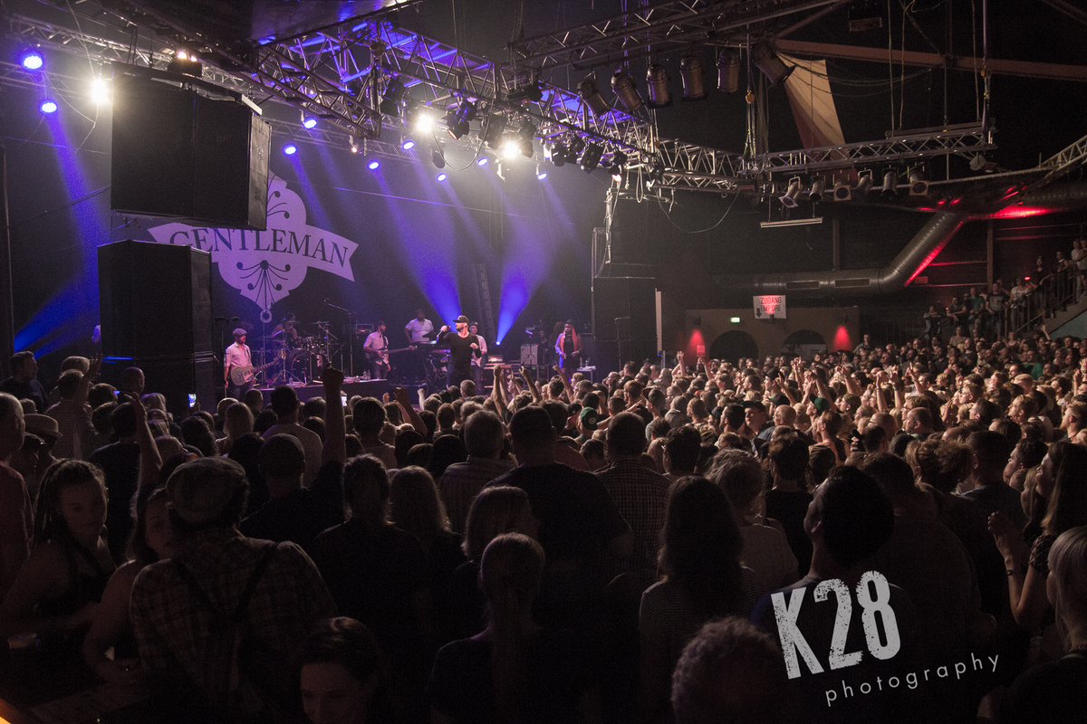 (c) Kevin Hartmann, www.facebook.com/K28Photography